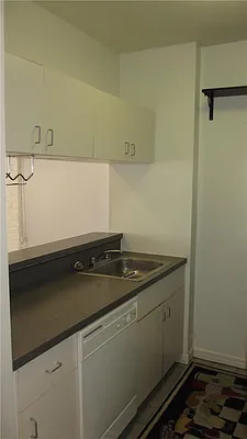 Rented by Bank Neary | media 9