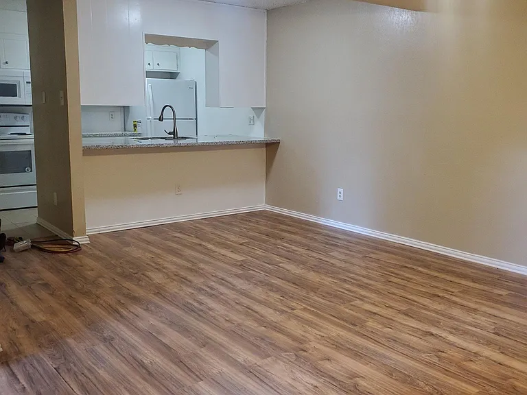 Kennedy Ridge Apartments — Photo 8