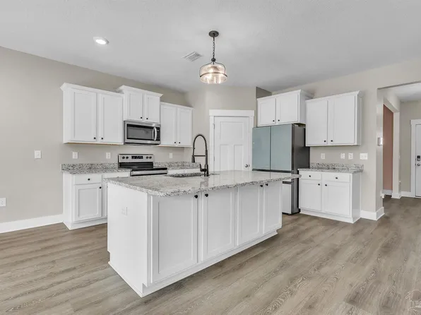 4499 Water Leaf Cv, Gulf Breeze, FL 32563