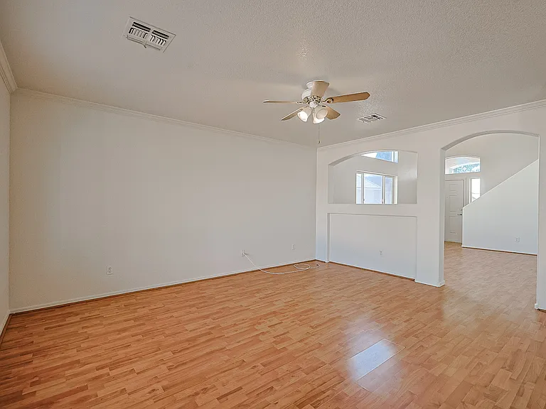 3225 N 130th Ave — Photo 14