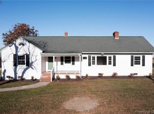 3051 Pierce Rd, Saluda, VA 23149