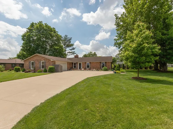 1541 Stadium Dr, Seymour, IN 47274
