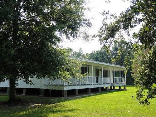 2nd image of 5417 Bayou Black Dr
