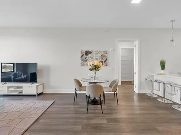 121 34th Street image 67 of 213