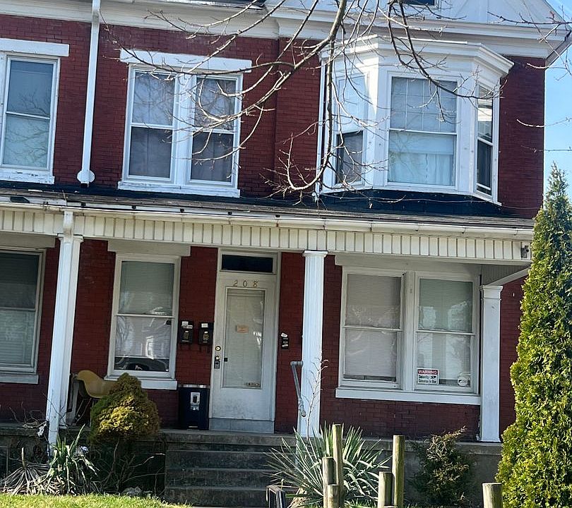 1st image of 208 Carlisle Ave Unit 1