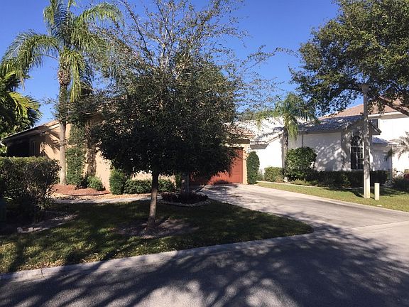 4th image of 1407 Banyan Cir
