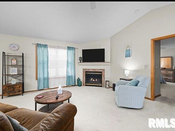 4th image of 2521 W 63rd St