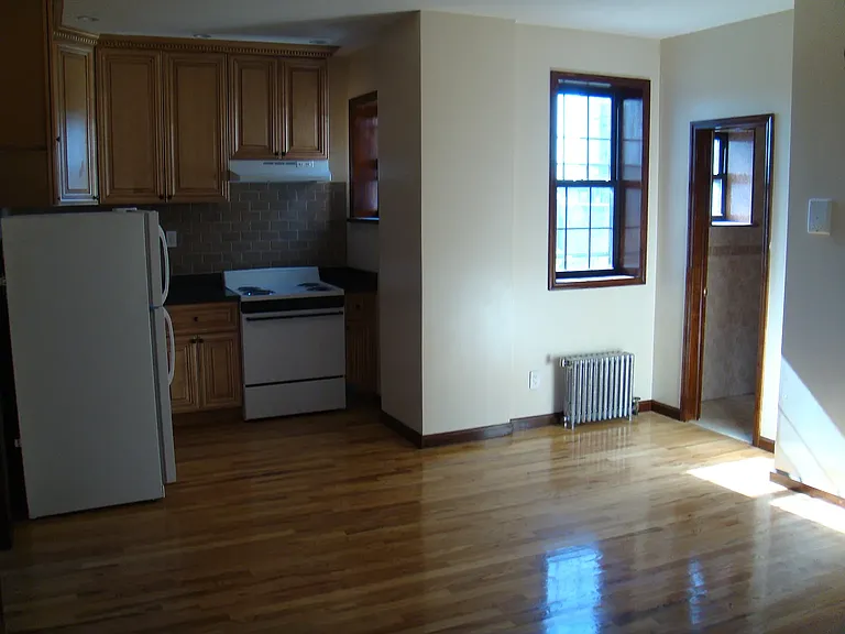 764 E 214th St #8 — Photo 16