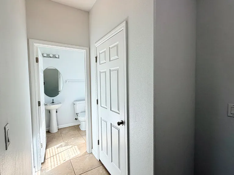 1623 Musgrass Cir — Photo 4