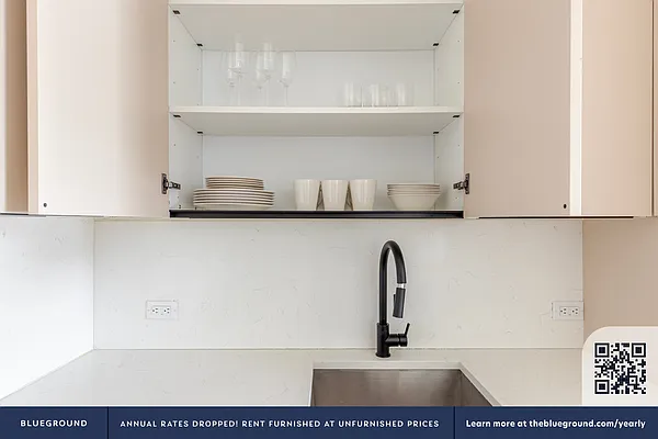 Rented by The Blueground | media 8