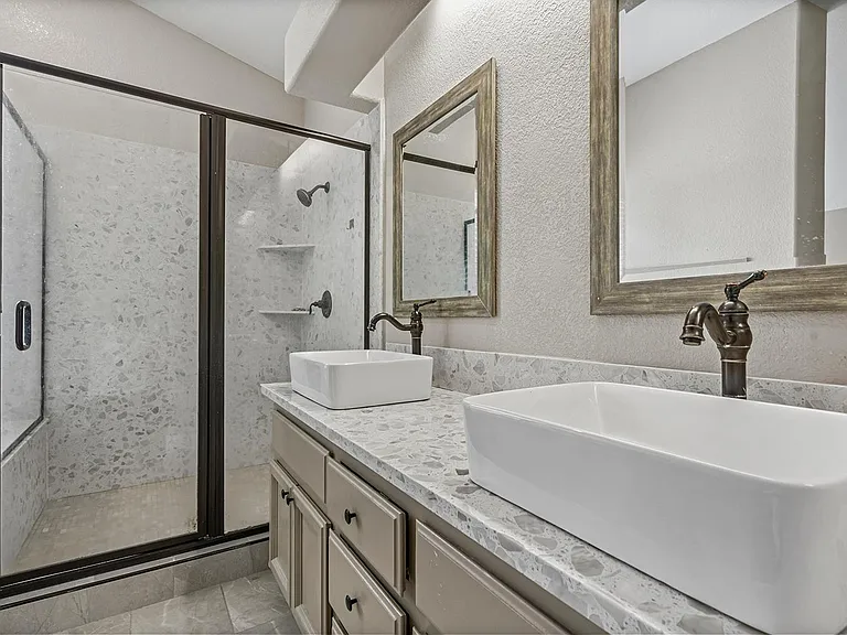 129 Biscayne Way — Photo 27