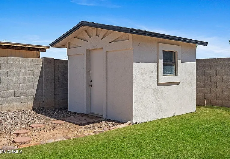 1664 E Del Rio Dr — Photo 35