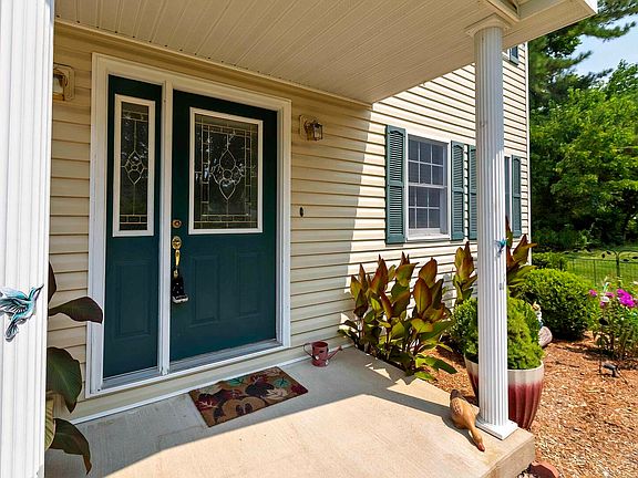 4th image of 224 Cashen Dr