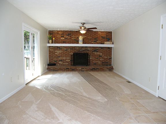 Lg Family Rm w/Fireplace!