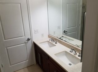 15 Enterprise Ct APT 411, Jersey City, NJ 07305