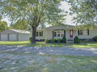 82 J Phillips Dr, South Shore, KY 41175