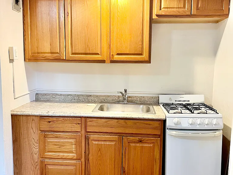1334 Fort Stevens Dr NW — Photo 8
