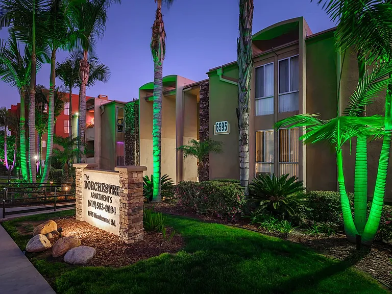 Dorchester Apartments | Spacious 1 & 2 Bedroom Apartments Near SDSU — Photo 1