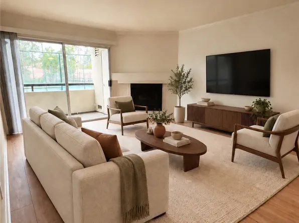 5520 Owensmouth Ave, Woodland Hills, CA