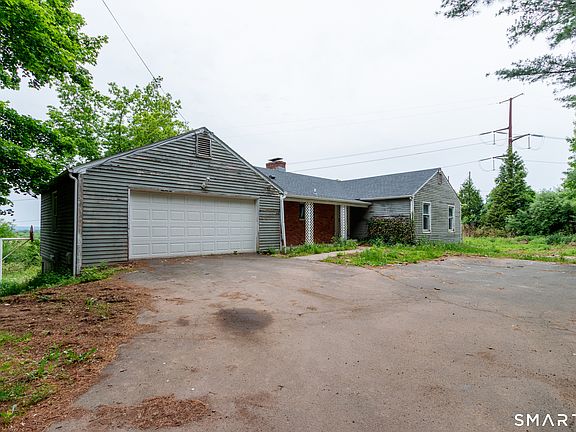 2nd image of 63 High Hill Road