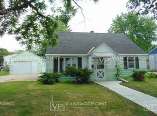 433 S Erie St, De Pere, WI 54115