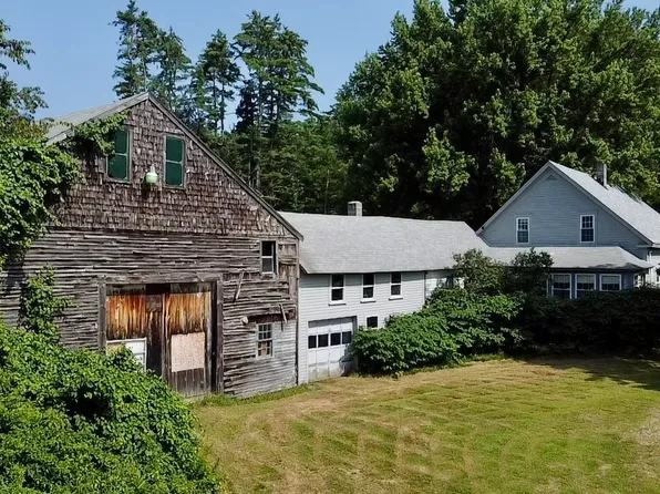 4 Ricker Road, Loudon, NH 03229