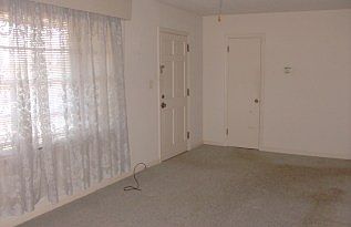 Powers Living room_07082014