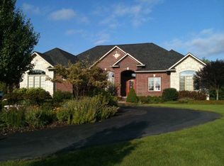 2385 Woodvale Trl, Brighton, MI