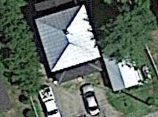 22 E Dyer St, Skowhegan, ME 04976