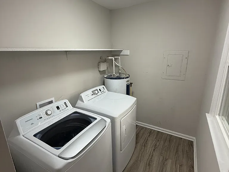 630 N Taylor St #32 — Photo 5