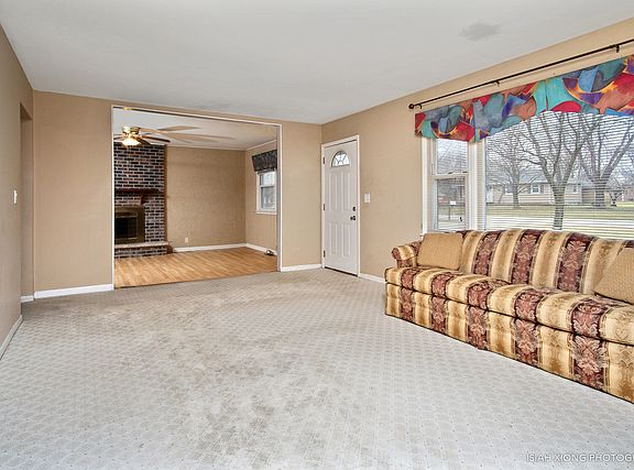 4th image of 23519 W Grinton Dr