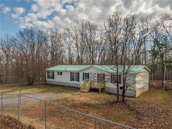 511 Flanders Rd, Dahlonega, GA 30533