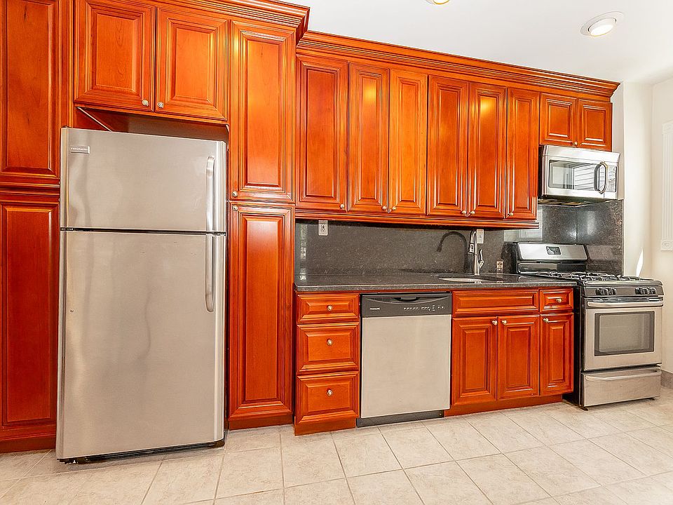 1st image of 22-22 24th St #2