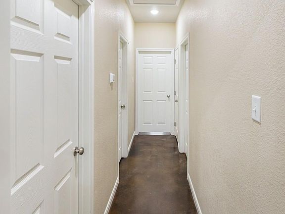 3rd image of 800 S Main St #704