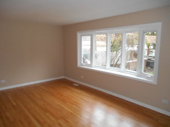 2nd image of 6964 N Hamilton Ave Unit D