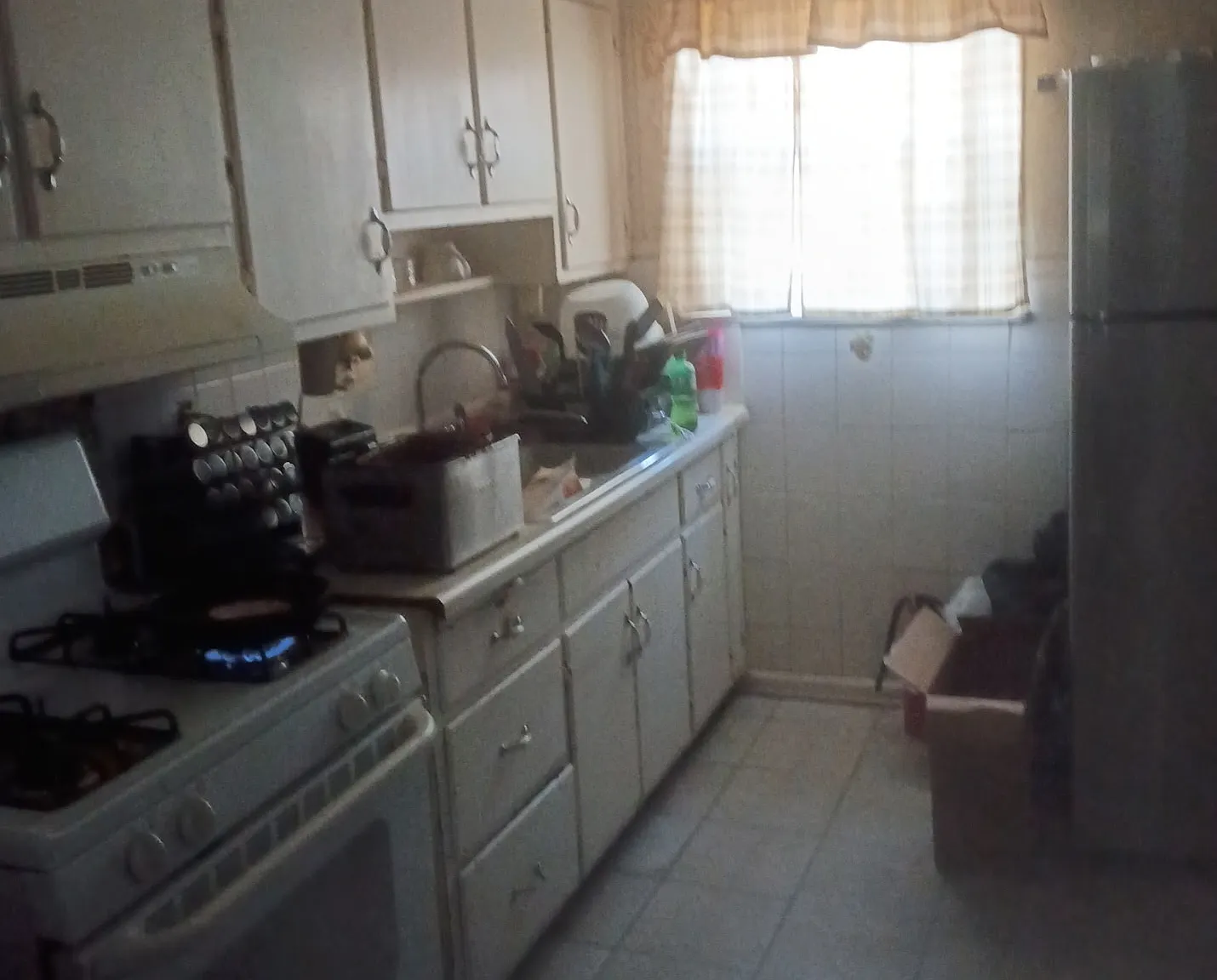 4 bed, 1300 sqft, $3,300 — Photo 4