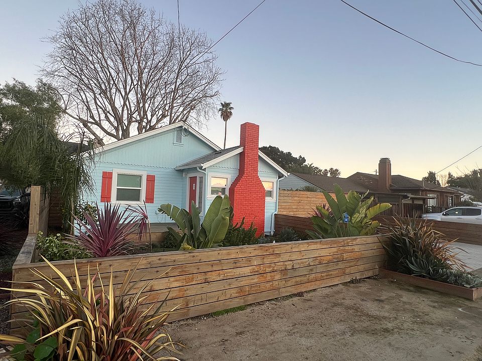 1st image of 638 36th Ave