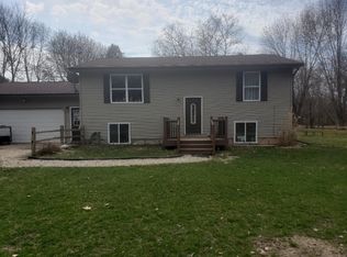 227 Mill St, Newaygo, MI