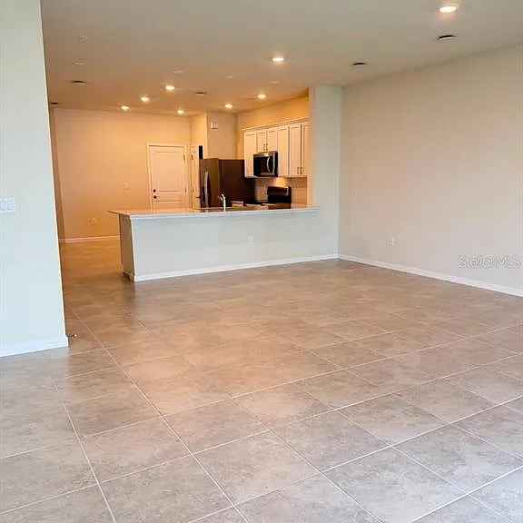 2817 Bright Bird Ln — Photo 8