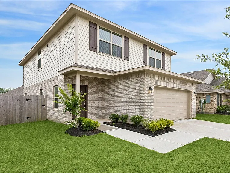 10 Greenbriar Loop — Photo 2