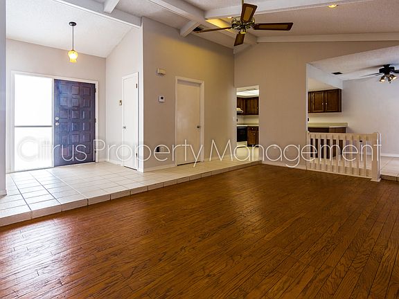 3rd image of 3135 Margaret Oaks Ln