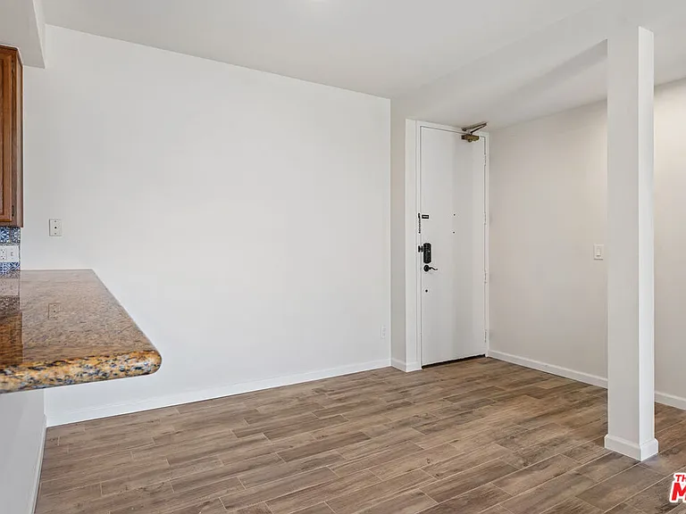 8707 Falmouth Ave #221 — Photo 8