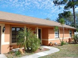 711 Bunker Ln, Poinciana, FL 34759
