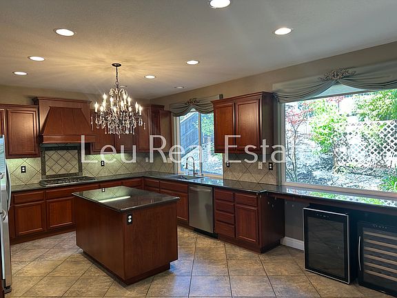4th image of 5346 Garlenda Dr