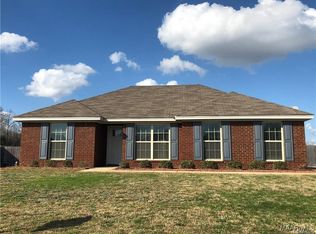 39 Silver Crest Dr, Elmore, AL 36025