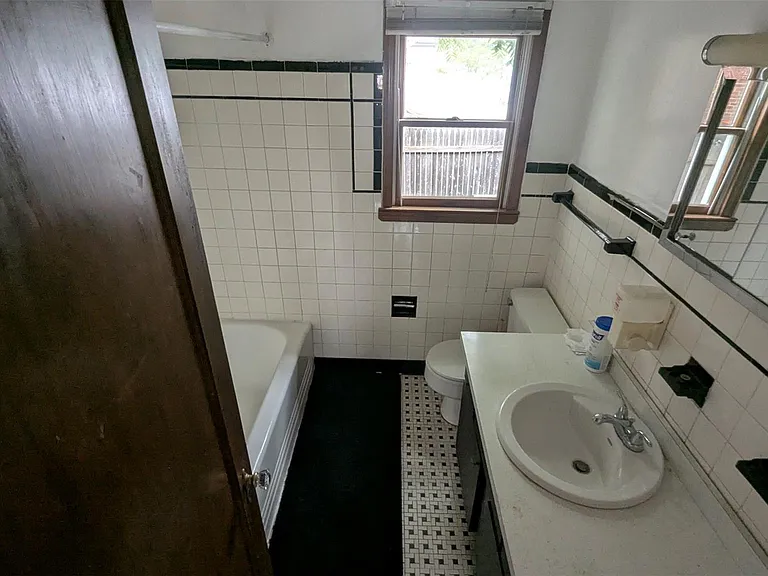 153 Main St — Photo 7