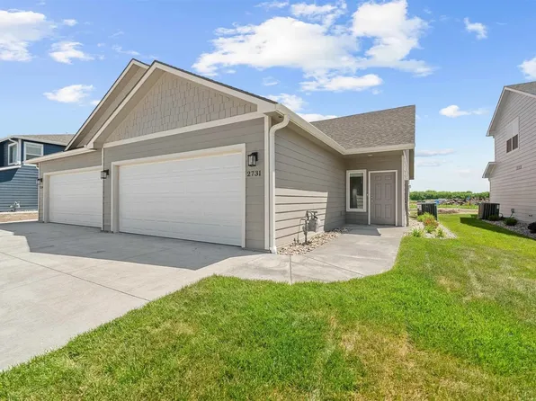 2731 Tim Rogers Ln, Salina, KS 67401