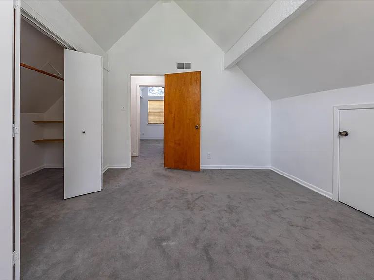 22 Stonehouse Cir — Photo 18