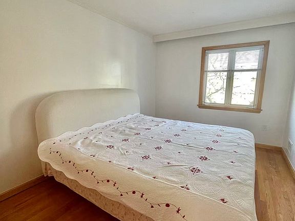 4th image of 221-30 59th Ave Floor 2