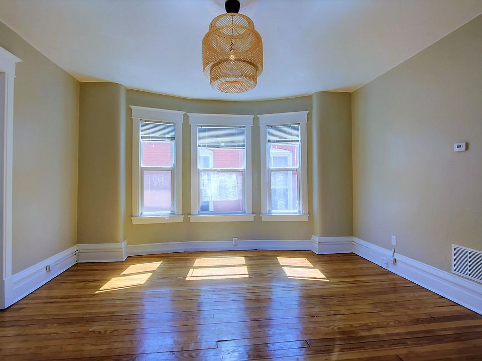 1st image of 1816 Broadway Blvd APT B